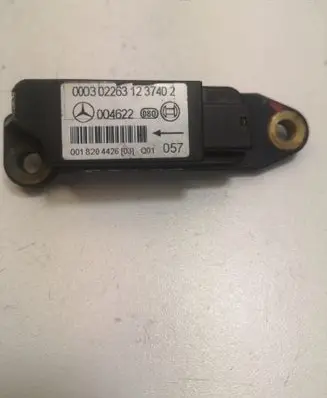 Mercedes-Benz CLK A209 C209 Airbag deployment crash/impact sensor 0018204426