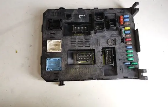 Peugeot 307 Comfort/convenience module B00T216760315B