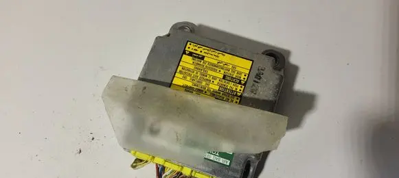 Toyota RAV 4 (XA20) Airbag control unit/module 8917042090