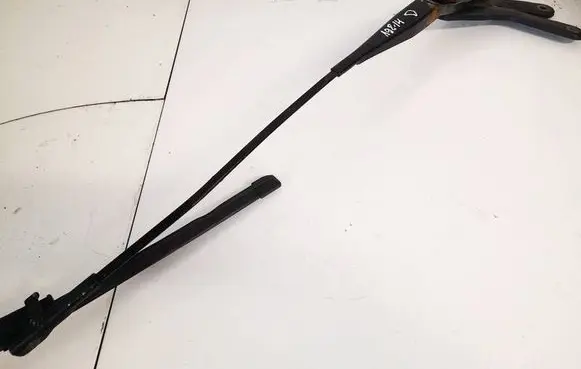 Ford Focus C-MAX Front wiper blade arm 3m5117526ca