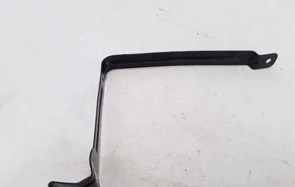 Battery bracket