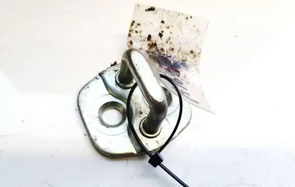 Infiniti FX Front door lock loop/hook striker 