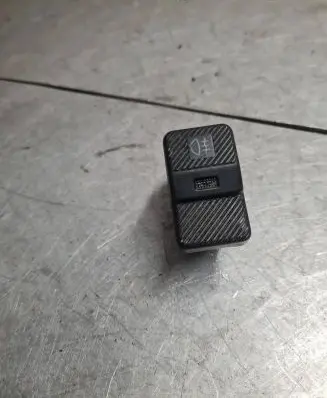 Fog light switch
