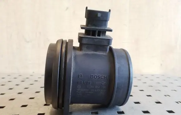 Volvo XC60 Mass air flow meter 30677999 0281002730