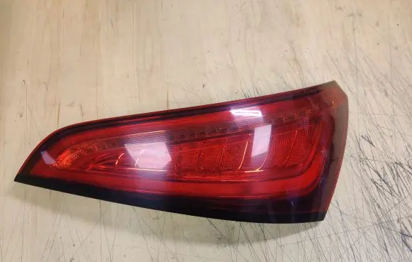 Audi Q5 SQ5 Tailgate rear/tail lights 8R0945094C