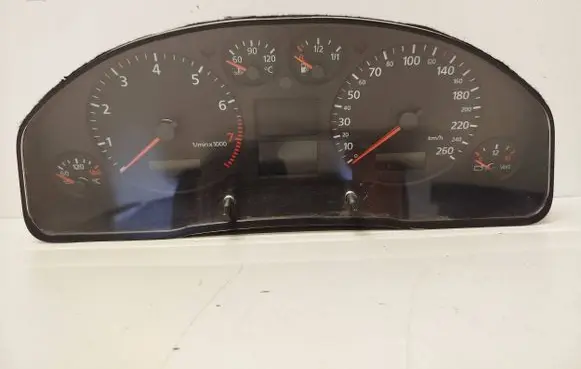 Audi A6 S6 C5 4B Speedometer (instrument cluster) 4B0920900D