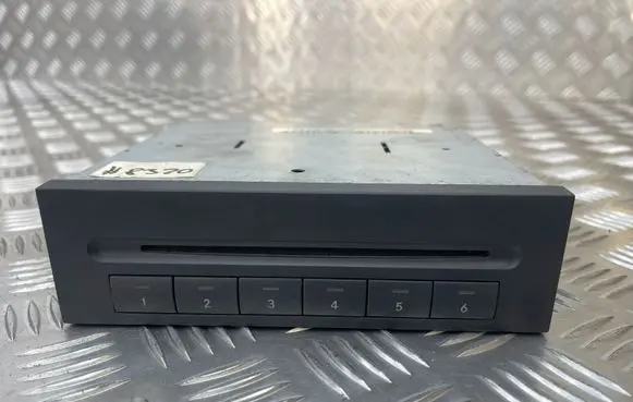 Mercedes-Benz E W211 CD/DVD changer A2118275542