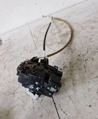 Audi A6 S6 C5 4B Rear door lock