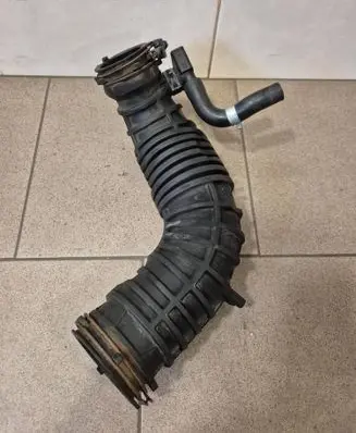 KIA Ceed Air intake hose/pipe 28130G4900