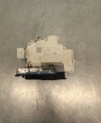 Audi A6 S6 C7 4G Rear door lock 4G0839015