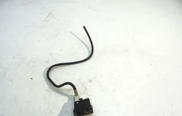 BMW 5 F10 F11 AUX in-socket connector 9237653