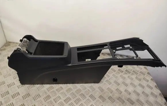 Volkswagen PASSAT B8 Center console 3G1863241A 3G0857100