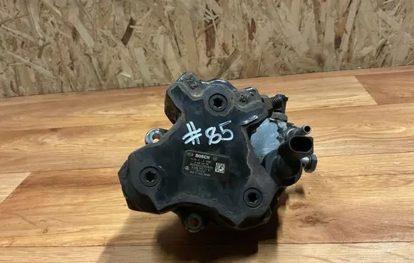 Mercedes-Benz B W245 Fuel injection high pressure pump A6400700701 0445010120