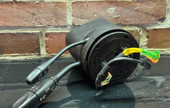 Mercedes-Benz CLK A209 C209 Airbag slip ring squib (SRS ring) A2035408145 A1644641018