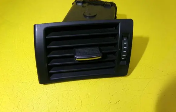 Audi A4 S4 B6 8E 8H Dashboard side air vent grill/cover trim 8E0820901F 36113040