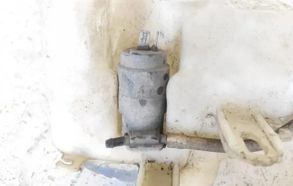 Fiat Bravo - Brava Windscreen/windshield washer pump b805