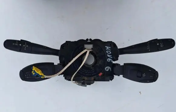 Volkswagen Golf VII On-board computer control switch 