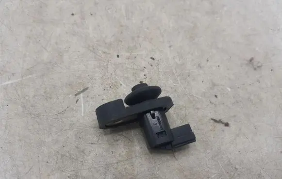 Nissan Primera Rear door sensor NOCODE