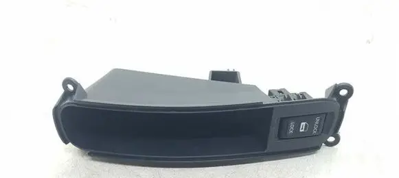 Nissan Note (E11) Central locking switch button 96910AX600