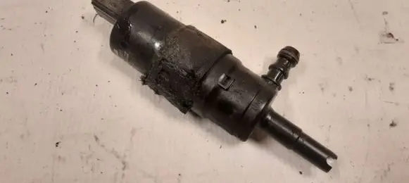 Windscreen/windshield washer pump