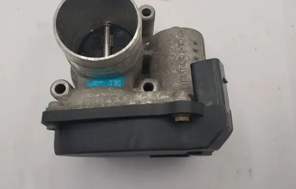 Skoda Fabia Mk2 (5J) Throttle body valve 03D133062F A2C53367617 1296007907