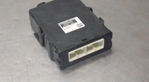 Toyota Auris E180 Gearbox control unit/module 8953512011 0791006000