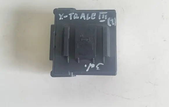 Nissan X-Trail T32 Other control units/modules 476A06FS0A