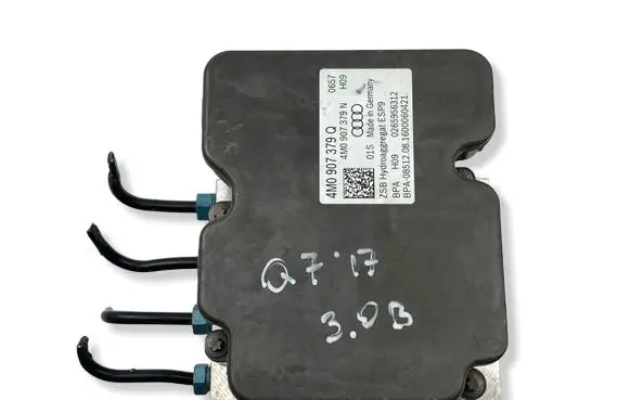 Audi Q7 4M ABS Pump 4M0907379Q