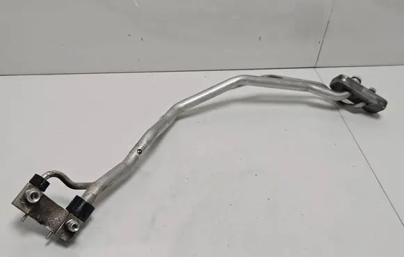 BMW X5M E70 Air conditioning (A/C) pipe/hose 9187635 0555M 000100561030