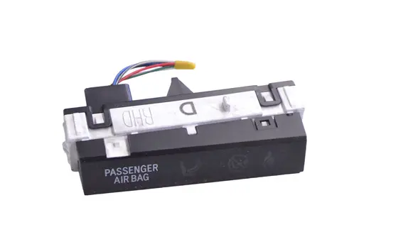 Toyota Prius (XW30) Passenger airbag on/off switch 3315047040