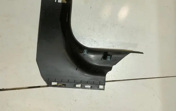 Ford Mustang VI Front sill trim cover FR3B6302348