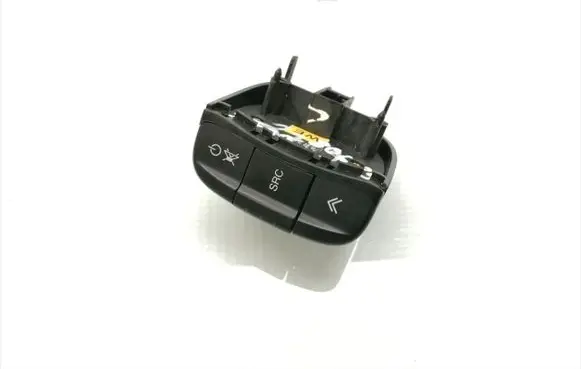 Steering wheel buttons/switches