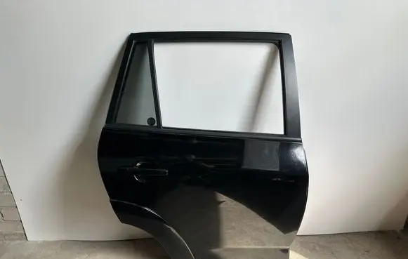 Toyota RAV 4 (XA30) Rear door