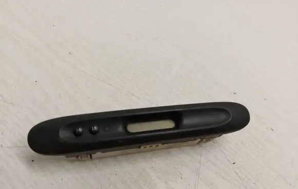 Ford Mondeo MK II Screen/display/small screen 96BB15000BC B41TA 6J10