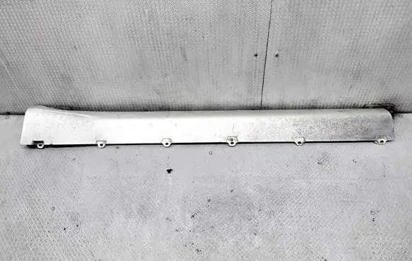 Suzuki Grand Vitara I Sill