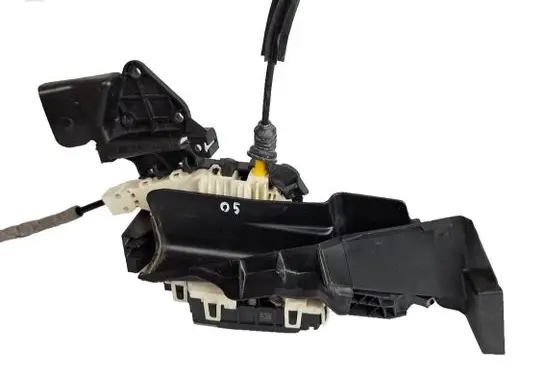 Mercedes-Benz GLK (X204) Front door lock A2047202735