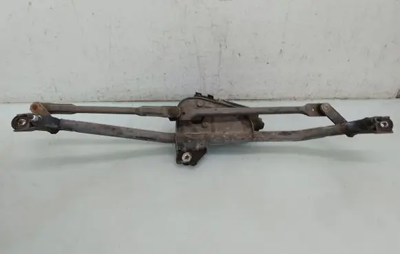 Front wiper linkage and motor