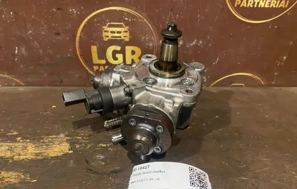 BMW 5 F10 F11 Fuel injection high pressure pump 0445010617