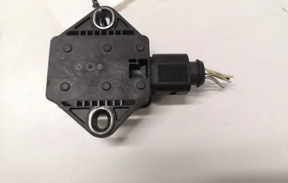 Audi A4 S4 B6 8E 8H ESP acceleration yaw rate sensor 0265005245 8E0907637A