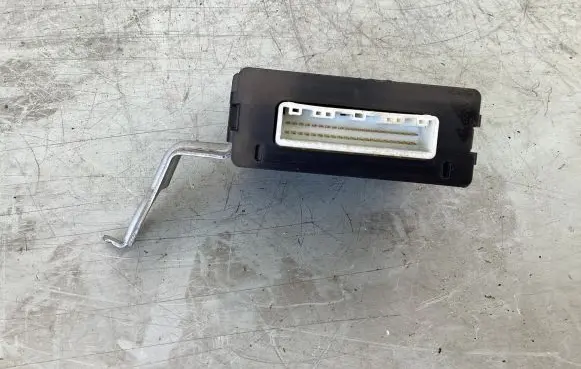 Toyota Prius (XW20) Alarm control unit/module 8973047020 2370003090 040730E