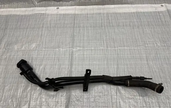 KIA Sorento IV Fuel tank filler neck pipe 