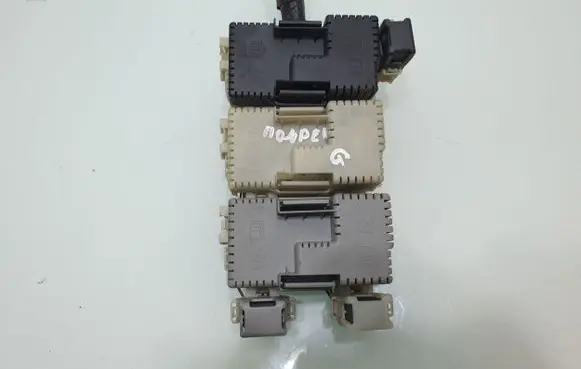 Ford Mondeo MK IV Fuse module