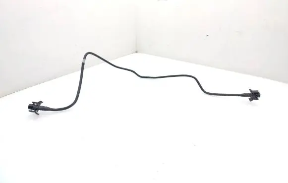 Coolant pipe/hose