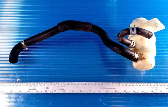 Mitsubishi Lancer X Power steering fluid tank/reservoir