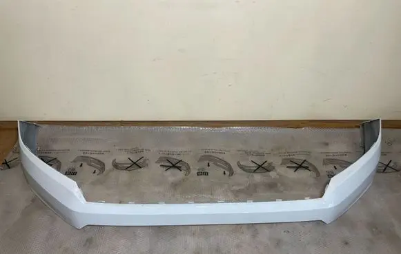 Volkswagen Crafter Front bumper 7C0807819A