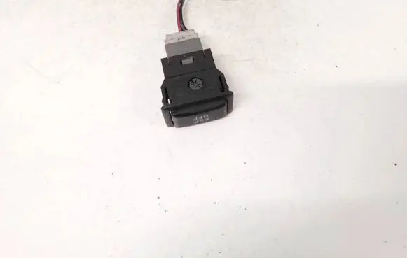 Nissan Almera Tino ESP (stability program) switch 