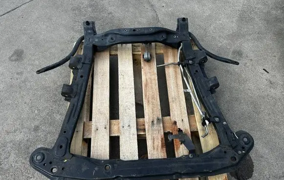 Dacia Sandero II Front subframe 544031628R