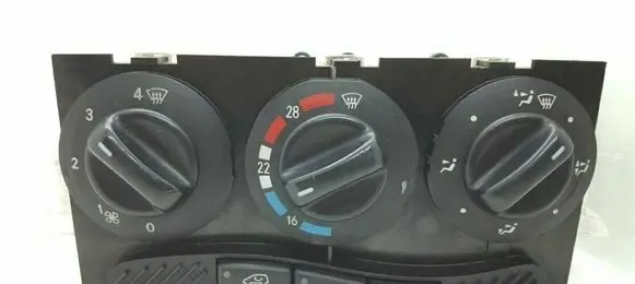 Mercedes-Benz A W168 Climate control unit 1688300485