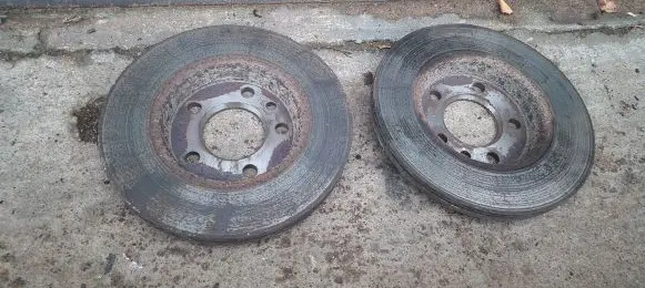 Volkswagen Transporter - Caravelle T5 Rear brake disc