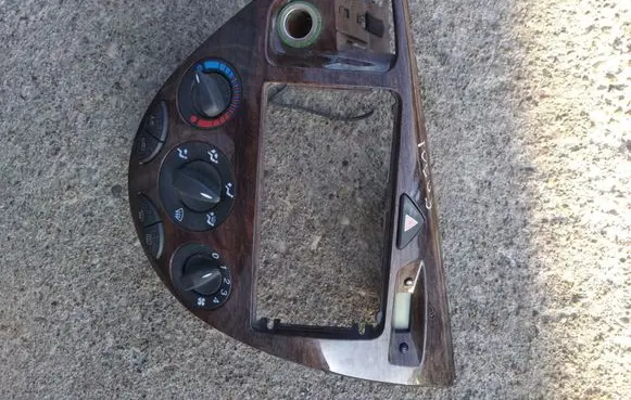 Ford Focus Climate control unit